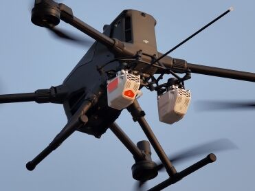 Sniffer4D Nano 2 Plus multi-gaz et version méthane sous un DJI Matrice 400