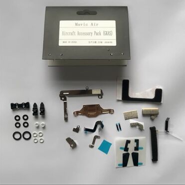 Pack d'accessoires pour drone Mavic Air comprenant divers composants internes et un boîtier.