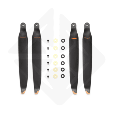 Pales de drone et accessoires divers alignés.
